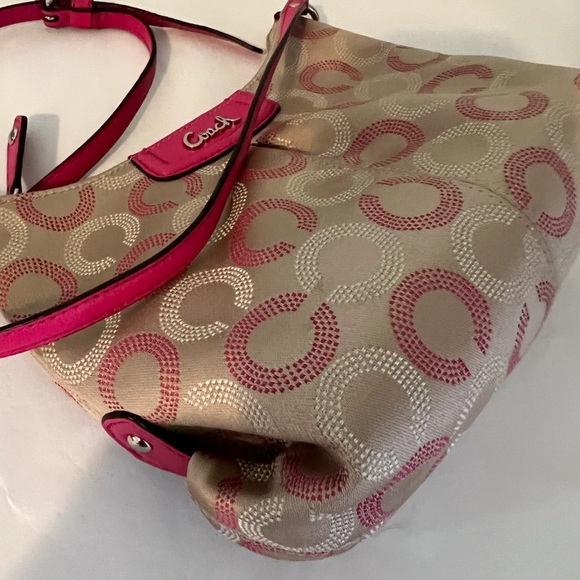 Coach Signature Crossbody Bag - Picture 12 of 15